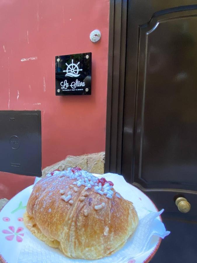 La Stiva In Centro Storico Lejlighed Napoli Eksteriør billede